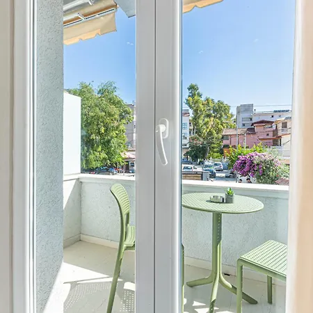 Apartment Lian 8 - Double W Balcony --- Brand New - Lungomare 3 Min Vlore