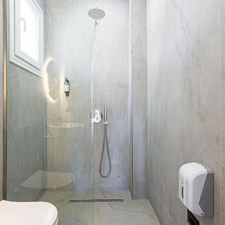 Lian 8 - Double W Balcony --- Brand New - Lungomare 3 Min Vlorë